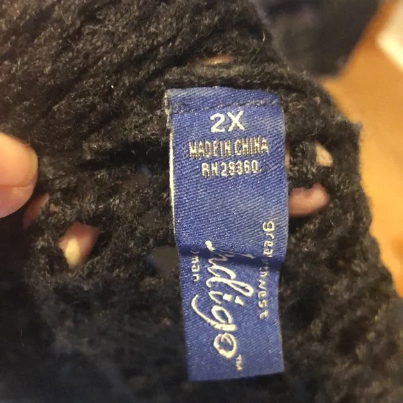 Great Northwest “Indigo” Woman - Gently Used crocheted cover 2XL - Picture 6 of 6